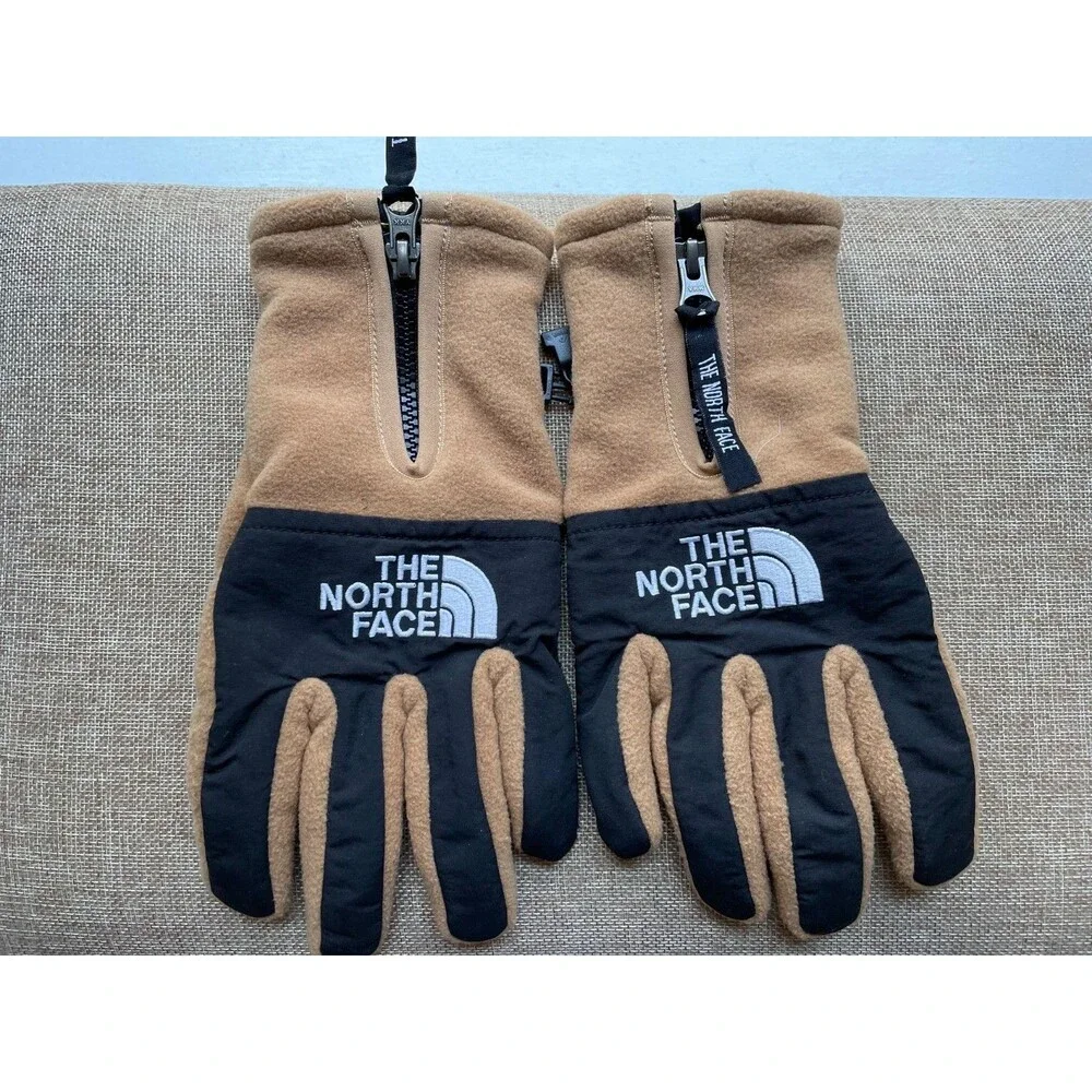 The North Face Denali Etip Gloves Almond Butter Fleece Size M - Pristine